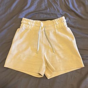 lululemon Soft Ambitions HR Shorts
